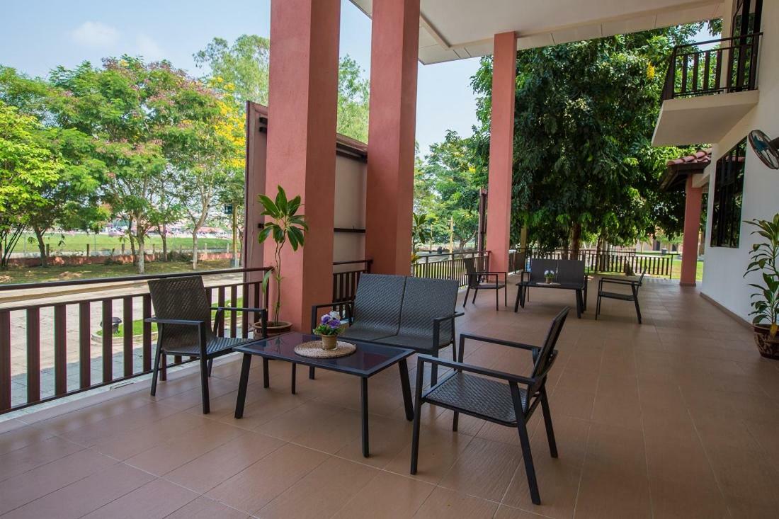 Sayong Resort Kuala Kangsar Exterior photo